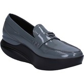 Chaussures Mbt mocassins gris cuir verni AC443