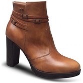 Bottines Nero Giardini Boots haut talon Camel